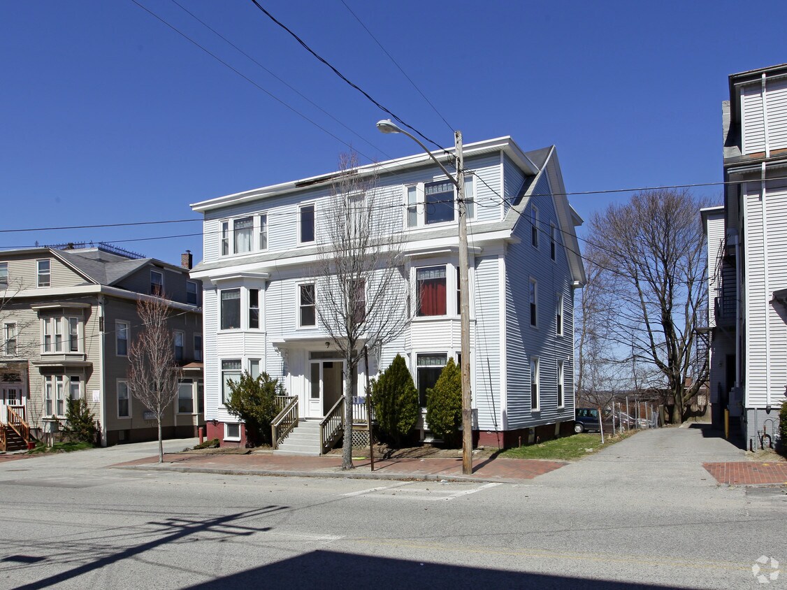 Primary Photo - 823 Congress St