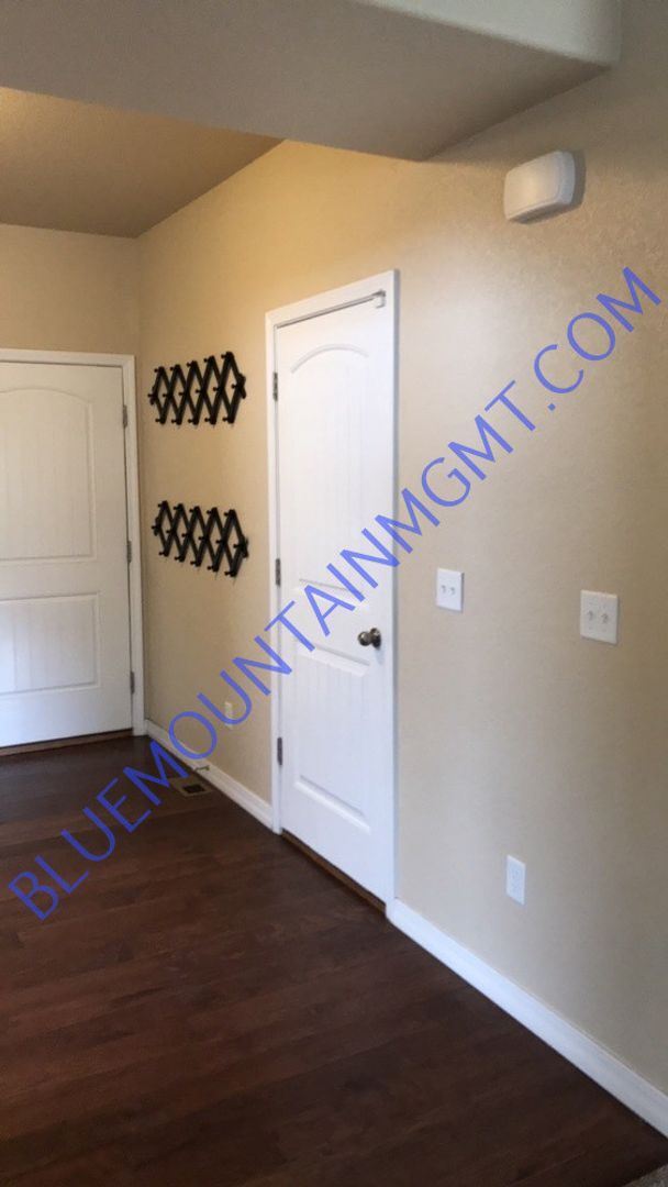 Foto del edificio - 4 br, 3 bath House - 7133 Lindquist Court