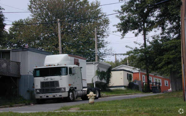 Primary Photo - Naamans Trailer Park