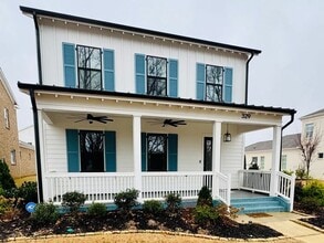 Building Photo - 329 Clift Home Pl Dr