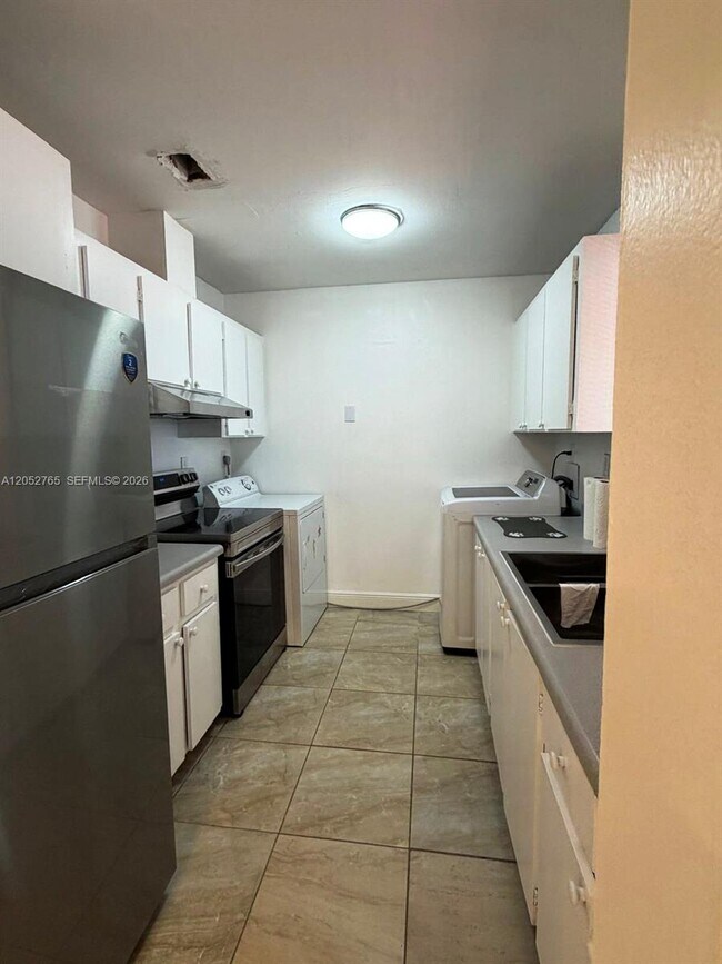 Foto del edificio - 5028 SW 138th Avenue Cir