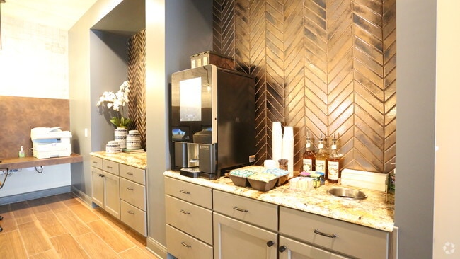 Interior Photo - Sycamore House
