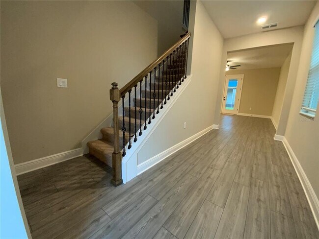 Building Photo - 1355 Greenfield Lp