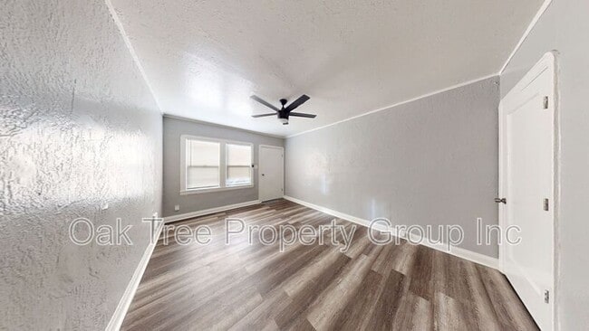 Foto del edificio - 2646 64th Ave