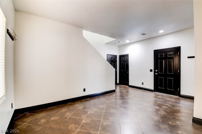 Foto del edificio - 2904 Dowitcher Ave