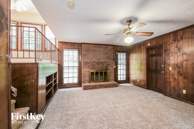 Foto del edificio - 3021 Wendwood Dr