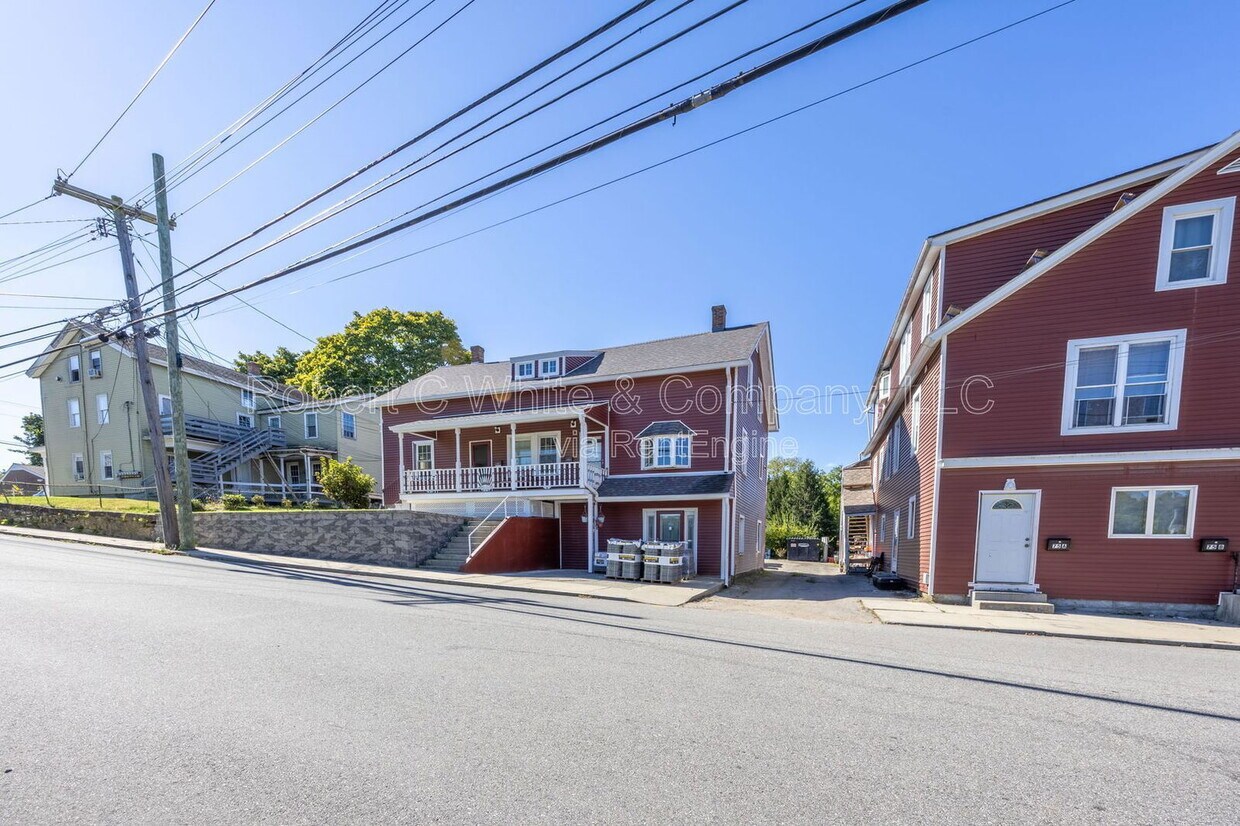 Foto principal - 77 Ashland St