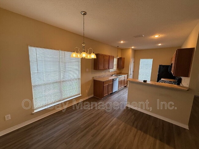 Building Photo - 8732 Fangorn Rd