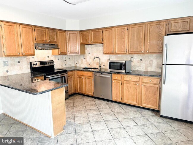 Foto del edificio - 618 Coates Ln