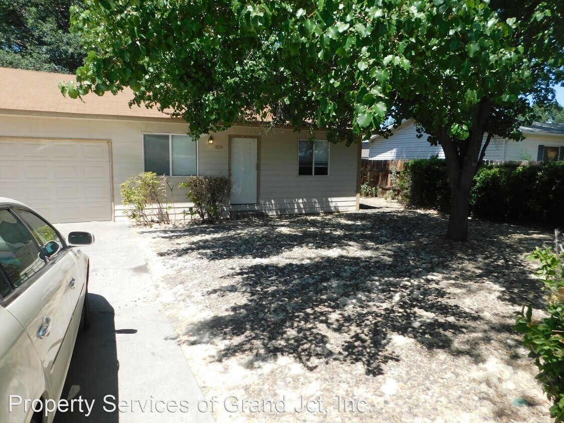 Primary Photo - 2 br, 2 bath House - 521 1/2 29 1/2 Road