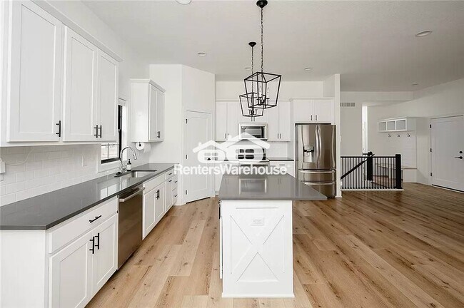 Foto del edificio - 1045 Cedar St