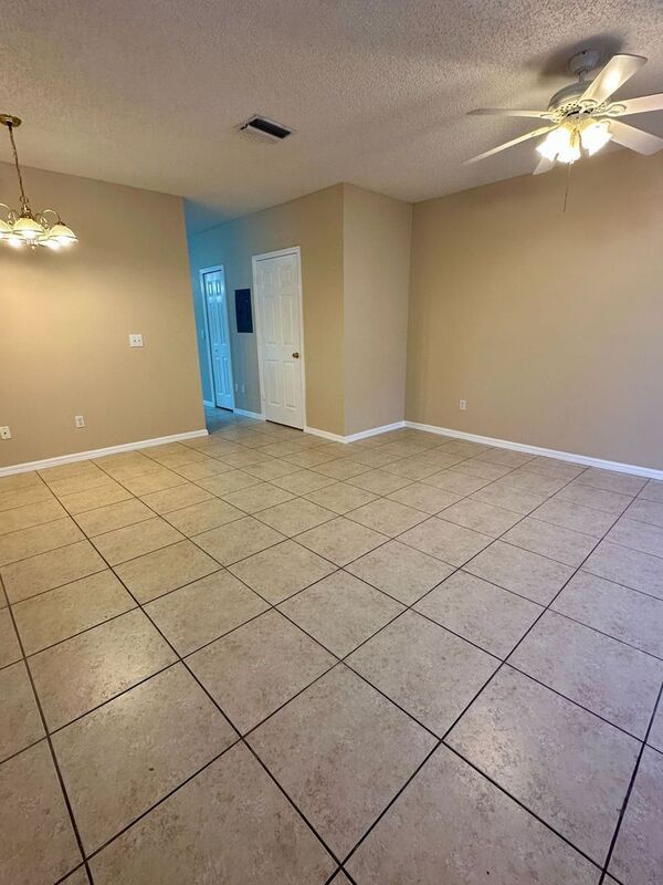 Building Photo - 6002 Osprey Lake Cir