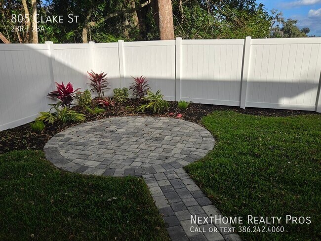 Foto del edificio - 805 Clake St