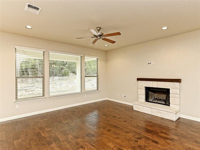 Building Photo - 21800 Ryan Dr