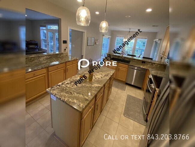 Building Photo - 1119 Holloway Ct