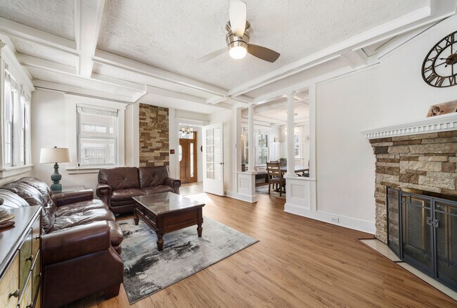 Building Photo - 110 Kingsley St