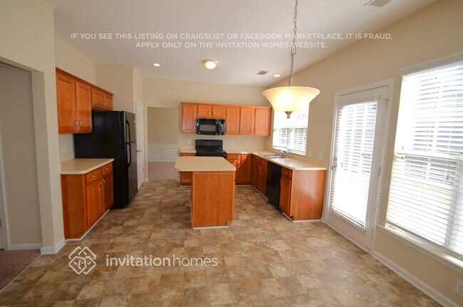 Foto del edificio - 10828 Fountaingrove Dr