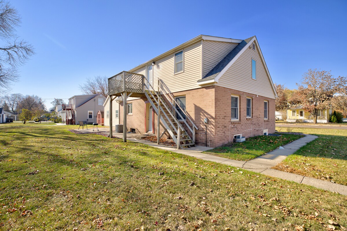 181 Swiss St, Mankato, MN 56001 House Rental in Mankato, MN
