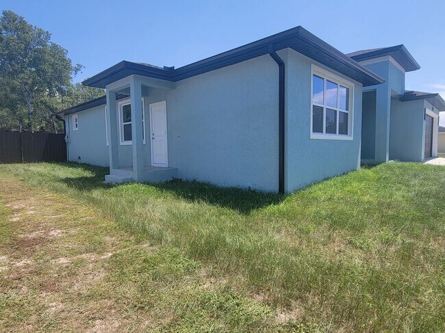 Foto del edificio - 5352 Lowell Ave