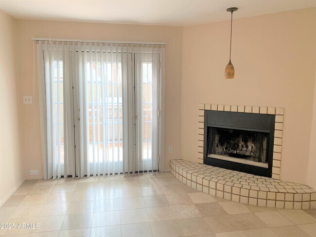 Foto del edificio - 3309 N 70th St