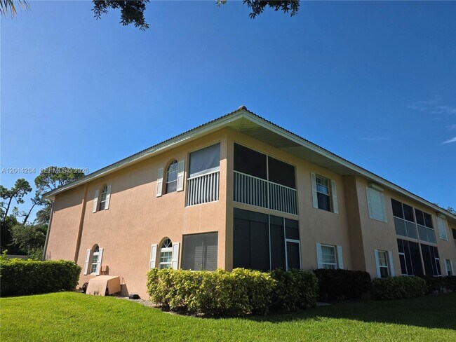 Foto del edificio - 575 Augusta Blvd
