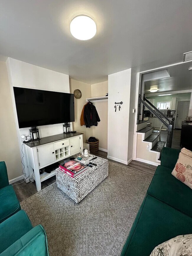 Foto del edificio - 2727 Webb St