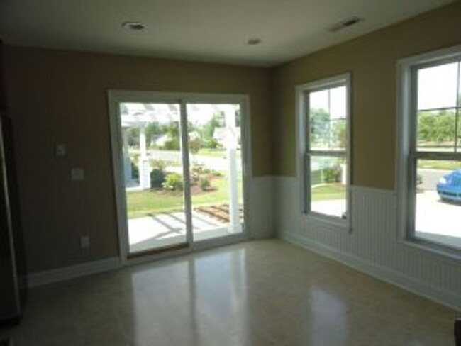 Foto del edificio - 3 Bedroom, 2 Bath House on Mill Creek Loop...