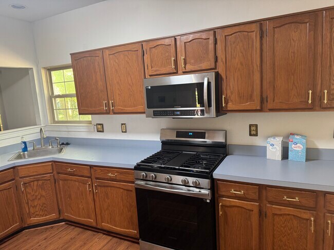 Foto del edificio - 6 Heather Loft Ct