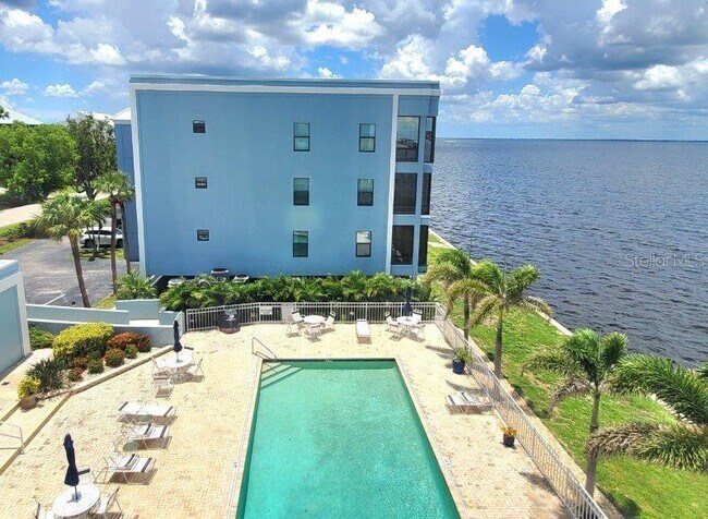 Foto del edificio - 1750 Jamaica Way