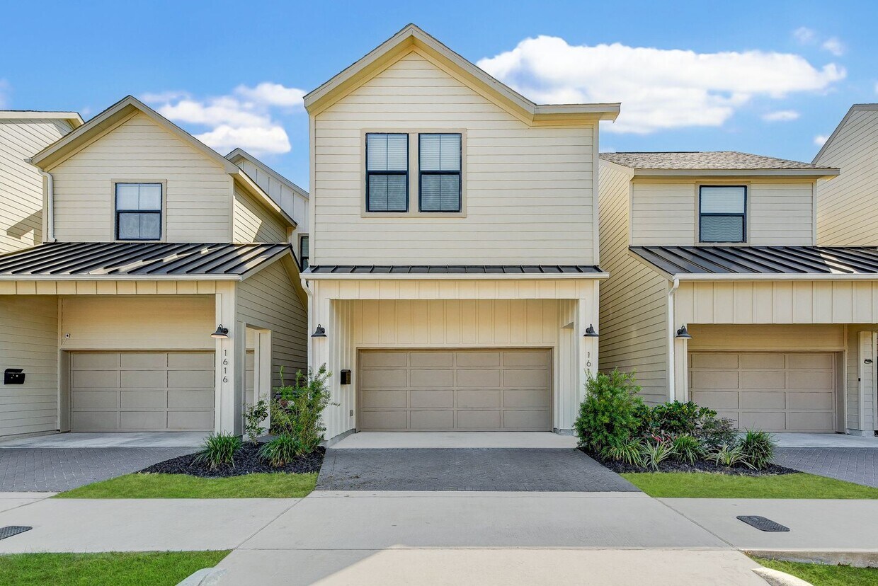 Primary Photo - Charming 2 story home with modern elegance