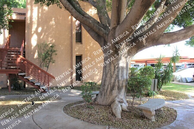 Foto del edificio - 3131 W Cochise Dr