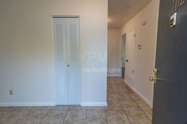 Building Photo - 3591 Quail Lakes Dr