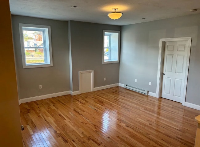 Building Photo - 92 Hamilton St