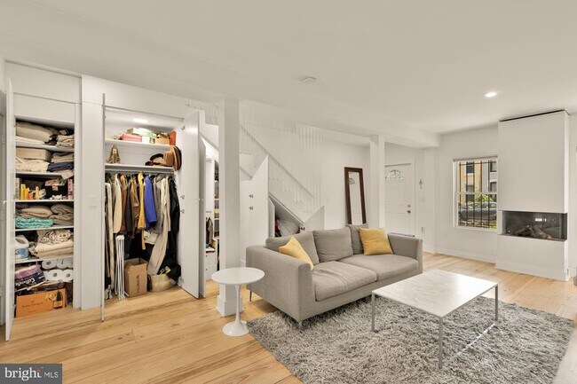 Foto del edificio - 1608 5th St NW