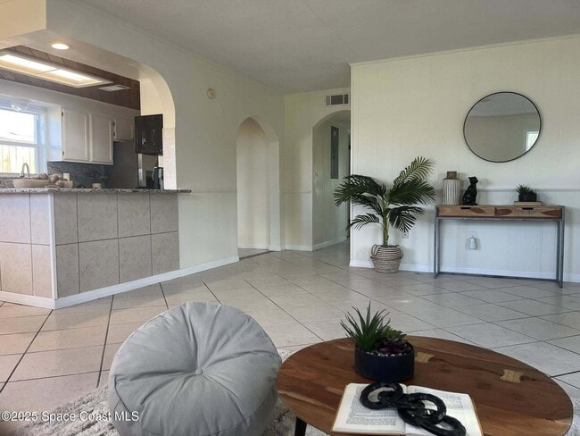 Foto del edificio - 2027 Wallace Ave