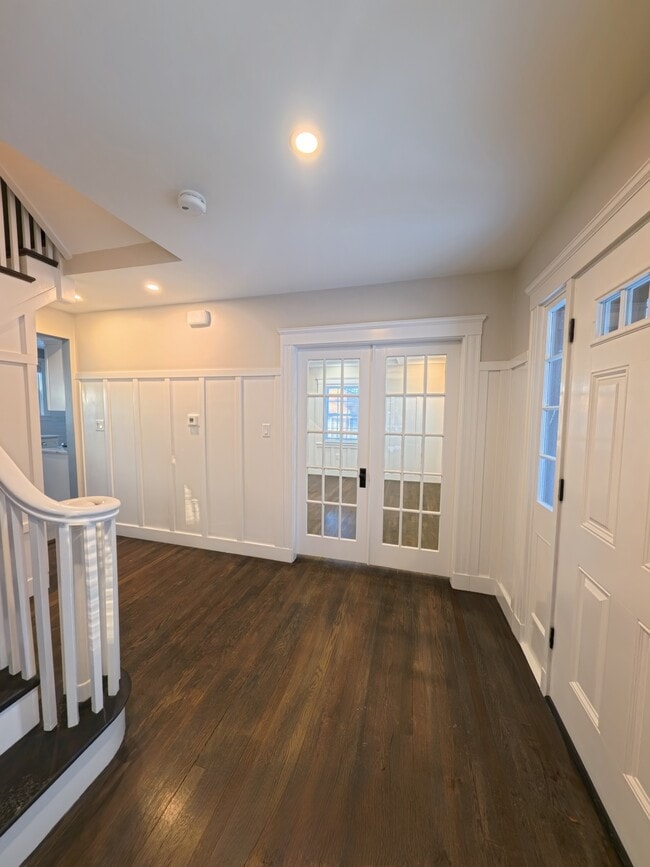 Photo - 37 Wolcott Rd House