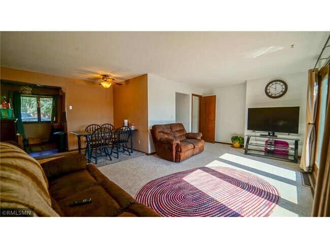 Foto del edificio - 112 7th Ave SE