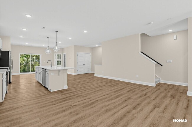 Building Photo - 409 Grove Overlook Ln