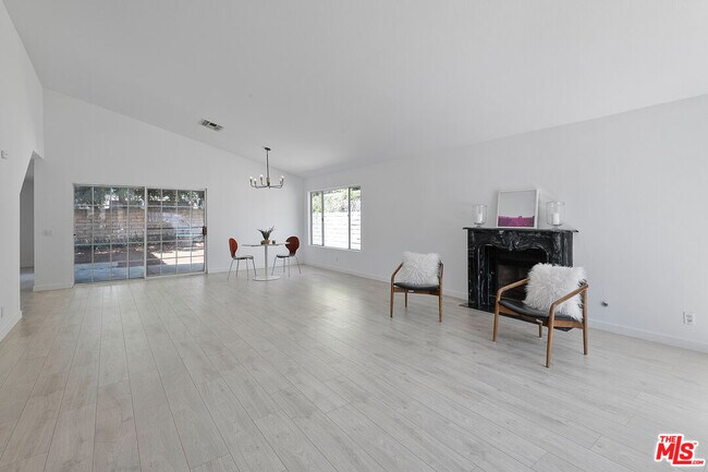 Building Photo - 8473 Penfield Ave