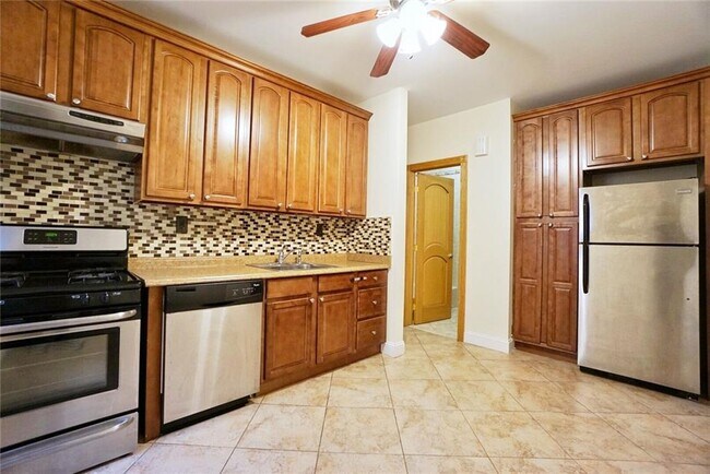 Foto del edificio - 556-581 81st St