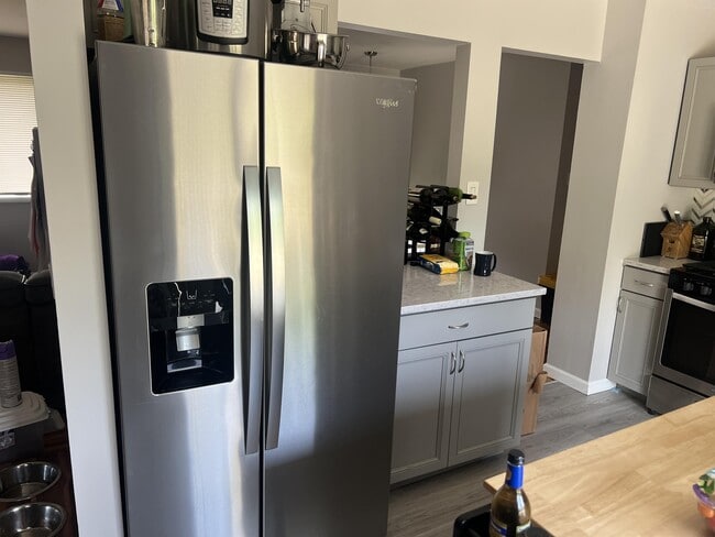 Building Photo - 42 Barbara Ave