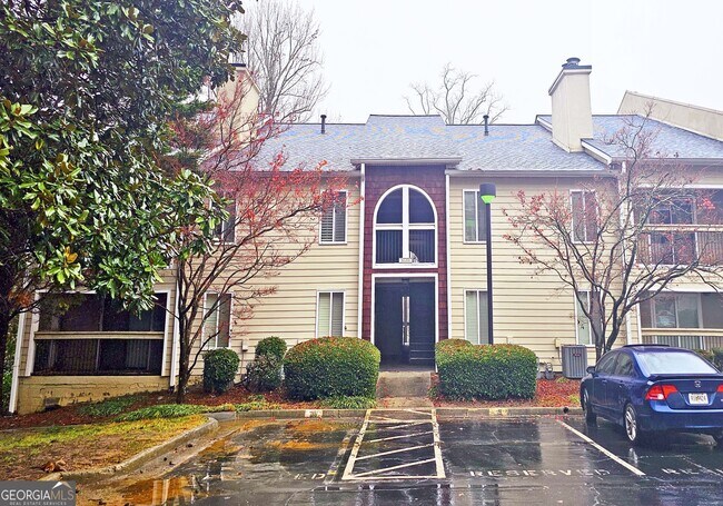 Foto del edificio - 597 Emory Oaks Way