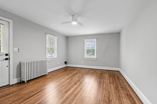 Foto del edificio - 2153 N Taylor St