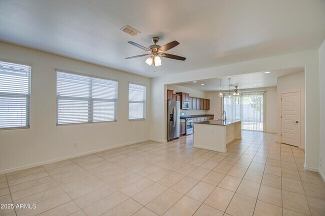 Foto del edificio - 36217 N Urika Dr