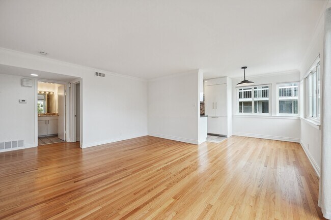 Foto del edificio - 2121 Laguna St