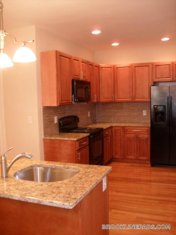 Foto del edificio - 184 St Paul St