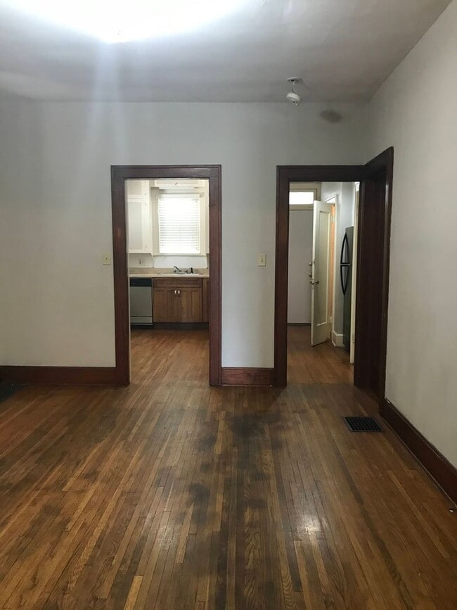 Foto del edificio - Cherry Street Duplex