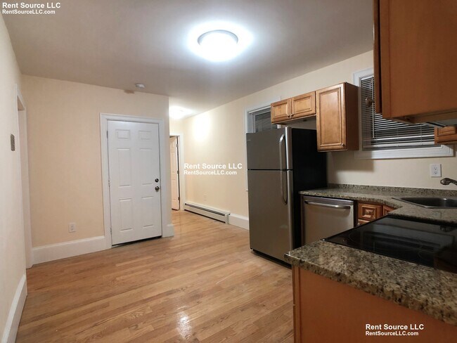 Building Photo - 6-8 Nashua St. Unit 2