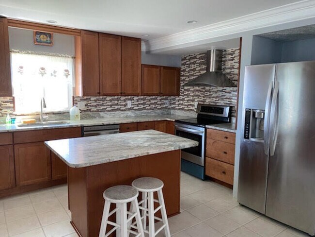 Foto del edificio - Waterfront Single Family Home