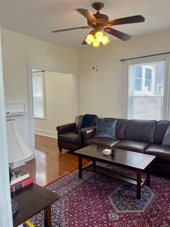 Foto del edificio - 37 Alpine St